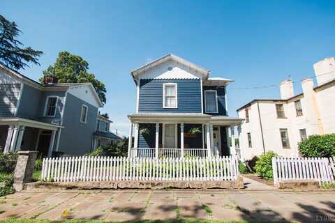 321 Harrison Street, Lynchburg, VA 24504