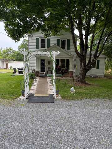 100 New Chapel Road, Rustburg, VA 24588