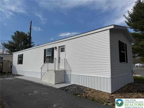 3422 Franklin Square, Moore Twp, PA 18067