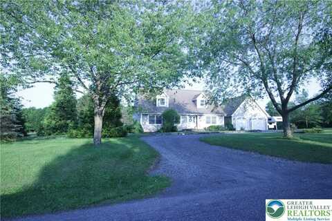 472 Bauer Road, Moore Twp, PA 18014