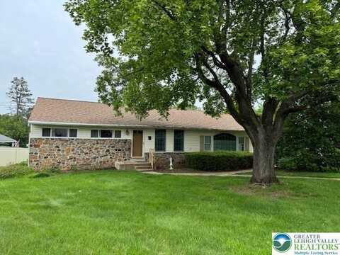 28 S 9th Street, Coopersburg Boro, PA 18036