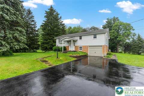2560 Community Drive, Moore Twp, PA 18014