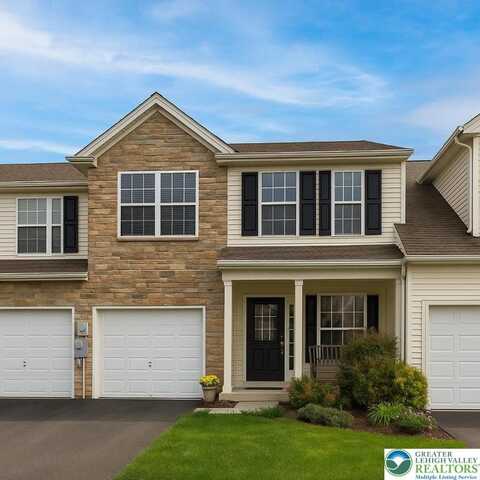 27 Willow Drive, Palmer, PA 18045