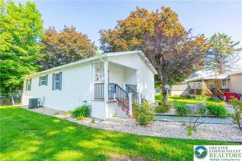 8726 Breinig Run Circle, Macungie, PA 18031