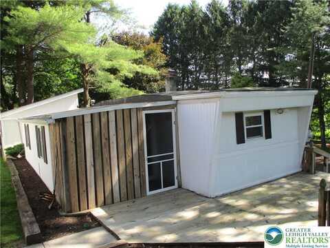 713 Engler Road, Plainfield, PA 18064