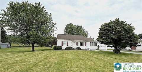 619 Penn Drive, West Penn Twp, PA 18252