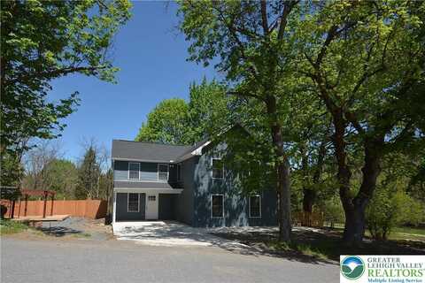 1500 Rock Street, Franklin, PA 18235