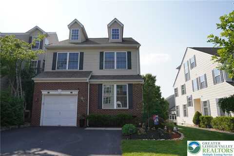 5199 Spring Ridge Drive E, Macungie, PA 18062