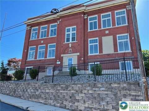 216 Penn Street, Bath Boro, PA 18014