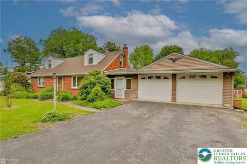1390 Oakwood Drive, Hanover Twp, PA 18017
