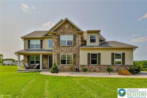 217 E Dell Road, Moore Twp, PA 18014