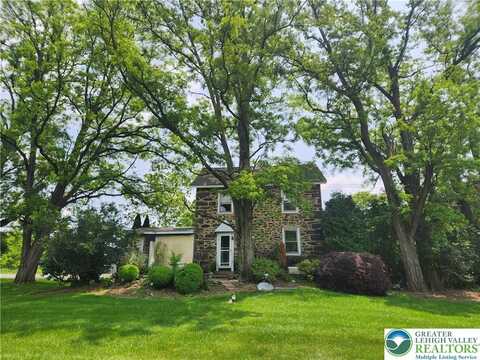 717 Point Phillips Road, Moore Twp, PA 18014