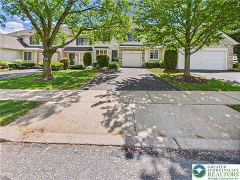 3006 Hope Ridge Drive, Bethlehem, PA 18045