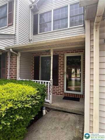 5637 grace Avenue, Hanover Twp, PA 18017