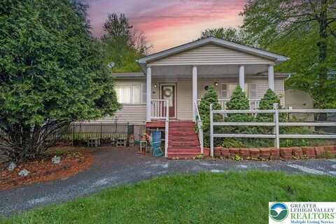 1041 Country Place, Coolbaugh Twp, PA 18466