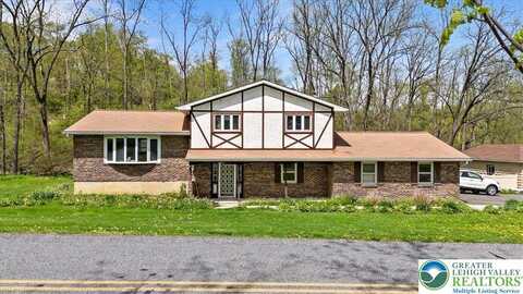 4261 Clover Hollow Road, Washington, PA 18080