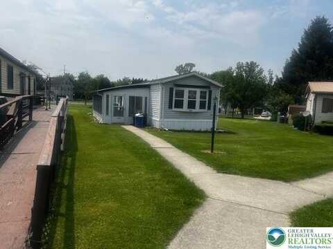 5198 Stone Terrace, White Hall, PA 18052