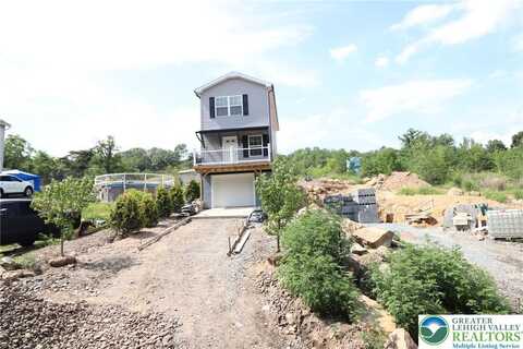 1025 W PRINCETON Avenue, Palmerton Boro, PA 18071