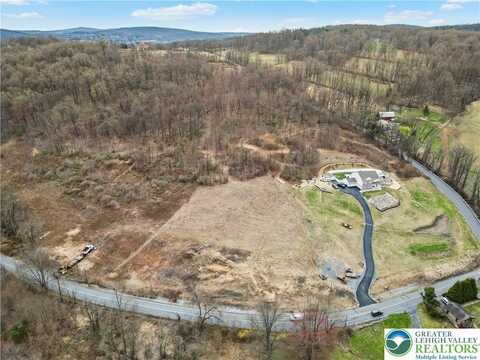 215 Stouts Valley Road, Williamstown, PA 18042
