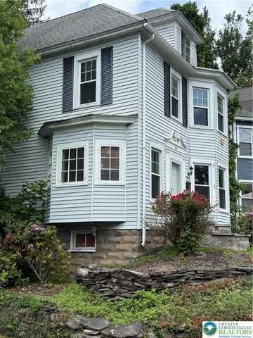 204 Analomink Street, East Stroudsburg, PA 18301