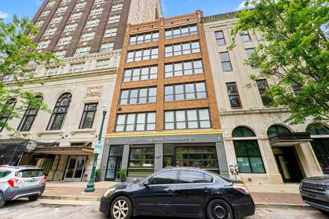 123 COURT, Memphis, TN 38103