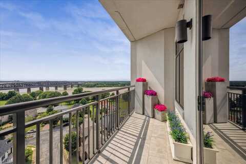 717 RIVERSIDE, Memphis, TN 38103