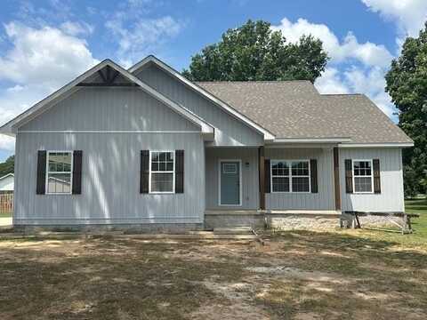 70 RED FERN, Savannah, TN 38372