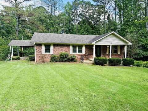 301 SHANNA, Selmer, TN 38375