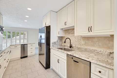 1770 MILL GLEN, Cordova, TN 38016