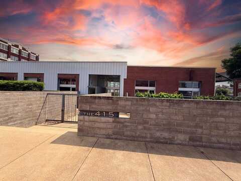 415 S FRONT, Memphis, TN 38103