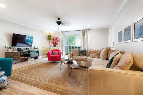 275 W CENTRAL PARK, Memphis, TN 38111