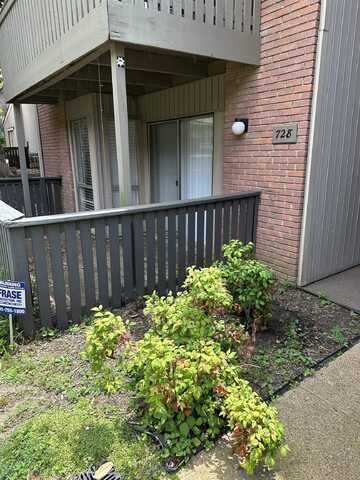 728 HEDGEGROVE, Memphis, TN 38117