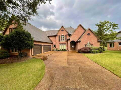 2490 BROTHERWOOD, Collierville, TN 38017