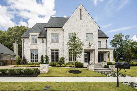 650 BUSHCHAT, Collierville, TN 38017