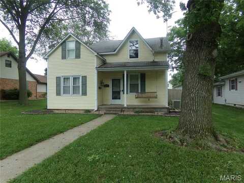 635 S 6th Street, Breese, IL 62230