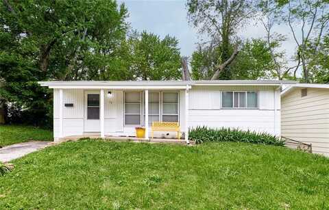 15 Elbring Drive, Saint Louis, MO 63135