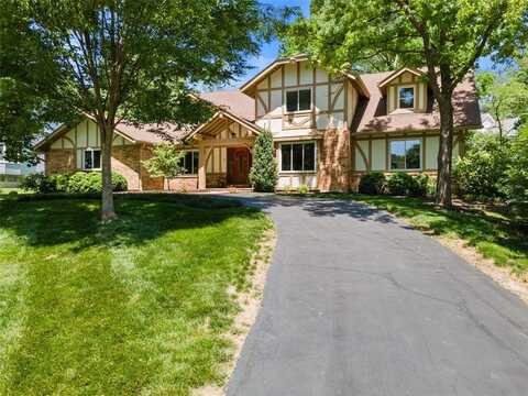 1807 Brookcreek Lane, Kirkwood, MO 63122