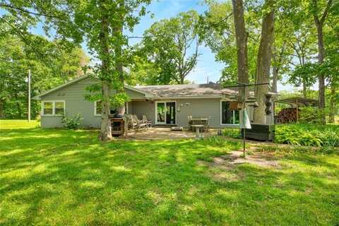 222 Prairietown Road, Dorsey, IL 62021