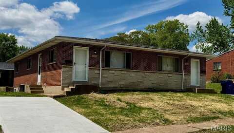 4081 Esseldale Drive, Saint Ann, MO 63074