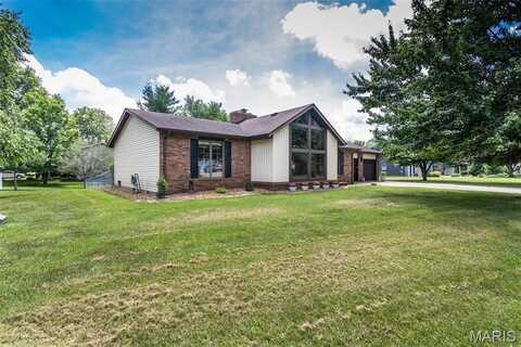 112 Cross Creek Drive, Bethalto, IL 62010