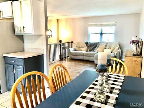 361 Messina Drive, Ballwin, MO 63021