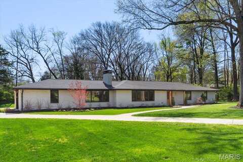 12 Westfield, Frontenac, MO 63131