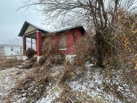 653 N 37th Street, East Saint Louis, IL 62205