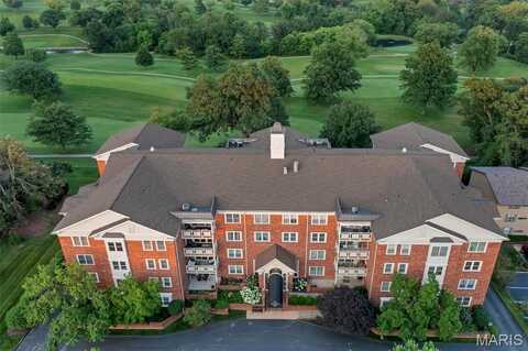 526 Sarah Lane, Creve Coeur, MO 63141