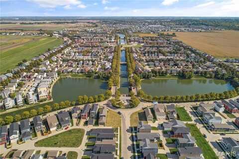 3269 S Civic Green Way, Saint Charles, MO 63301