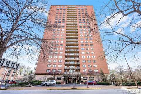 4466 W Pine Boulevard, Saint Louis, MO 63108