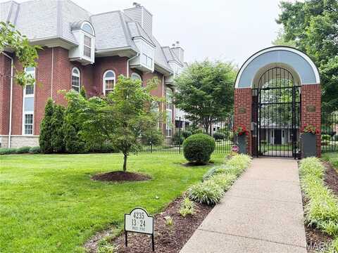 4235 W Pine Boulevard, Saint Louis, MO 63108