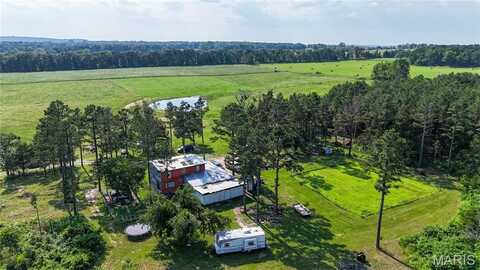 19777 Harry Drive, Licking, MO 65542