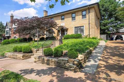 7251 Kingsbury Boulevard, University City, MO 63130