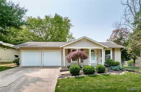 11978 Meadow Grove Court, Maryland Heights, MO 63043
